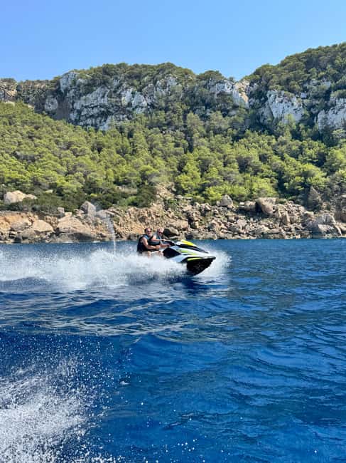 1-hour jet ski tour with no license required - The short training that makes a 1-hour ride actually work