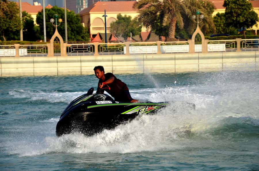 Abu Dhabi 1-Hour Jet Ski Rental - Training and Safety: How the Coach Helps You Drive Correctly