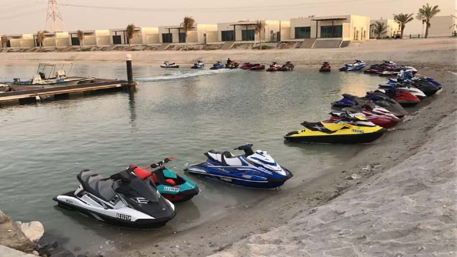 Abu Dhabi 1-Hour Jet Ski Rental - The Ride Itself: Controls, Waves, and Skyline Views