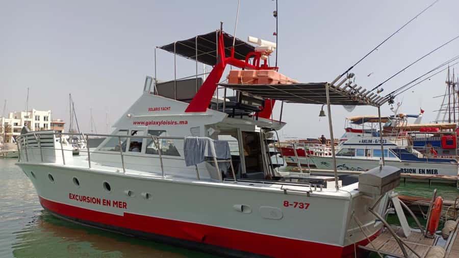 Agadir: Boat Tour with Lunch, Fishing & Jetski - Fishing off Agadir: exactly what the crew helps you do