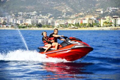 Alanya: Jet Ski Adventure - Beach No. 36 Check-In and Getting Ready to Ride