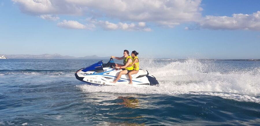 Alcudia: 30-Minute Jet Ski Adventure for Beginners & Photos - Who should book this, and who should skip it