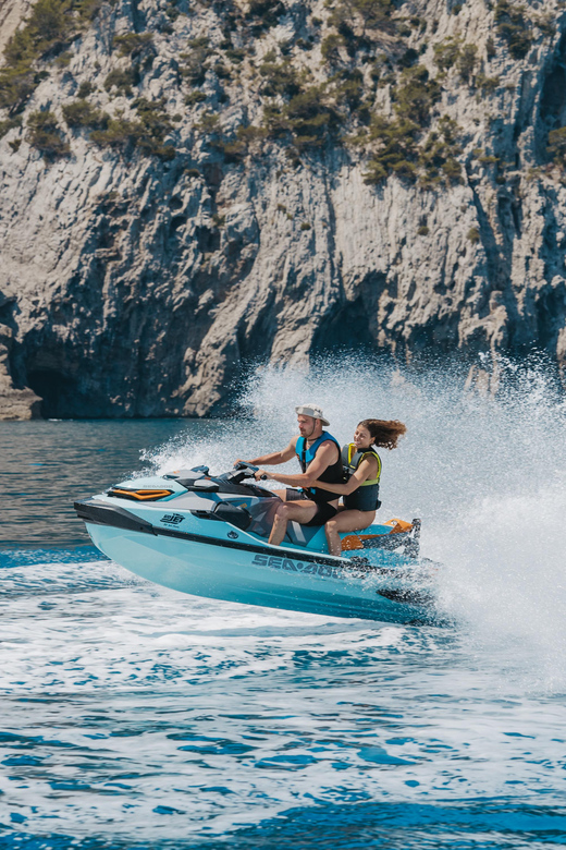 Alcudia: JetSki Tour Coll Baix beach & Caves (free Photos) - Language on the water: Spanish, German, English, Catalan