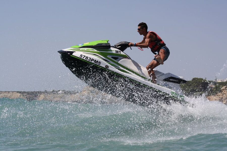 Algarve: Jet Ski Rental in Armação de Pêra - How long should you book: 15 vs 20 vs 30 minutes