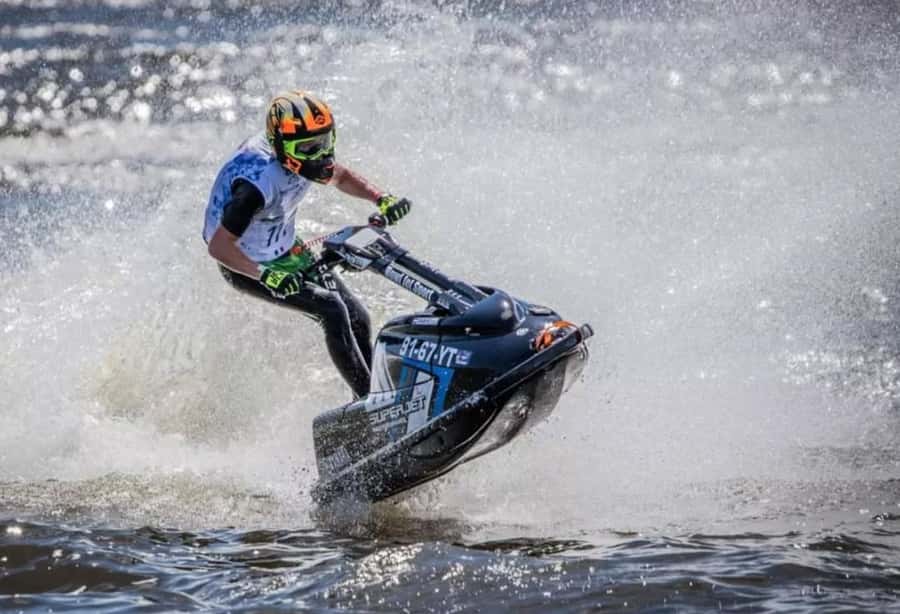 Arabian Gulf Jet Ski Adventure – Ride the Blue Waters - Price and Value: Is $43 Worth It?