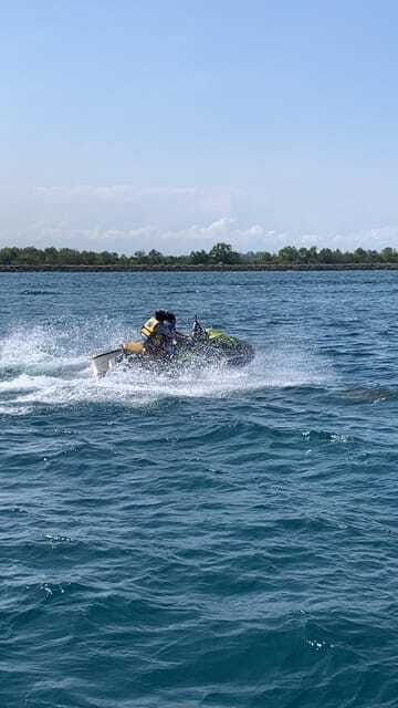 Bali: Watersport Jetski Seawalker Flyfboard Exclusive - Languages, instructors, and the small details that reduce stress