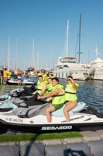 Barcelona: Jet ski rental without a license - No license required: what you do before you hit the throttle