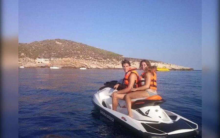 Benidorm: Jet Ski Tour with Instructor - Jet Ski Rules: Drivers, Sharing, and the 100 kg Limit