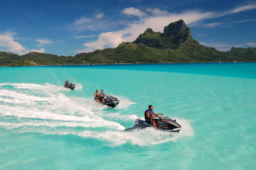 Bora Bora Jet Ski Tour - Jet Skiing Bora Bora Lagoon: The Whole Point Is Getting Up Close