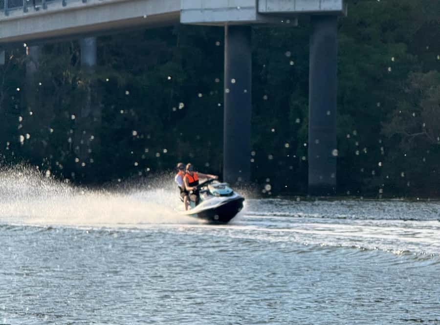 Brisbane: Sunset Jetski Tour on the Brisbane River - Price and value: what $212 (or $327.96) really means