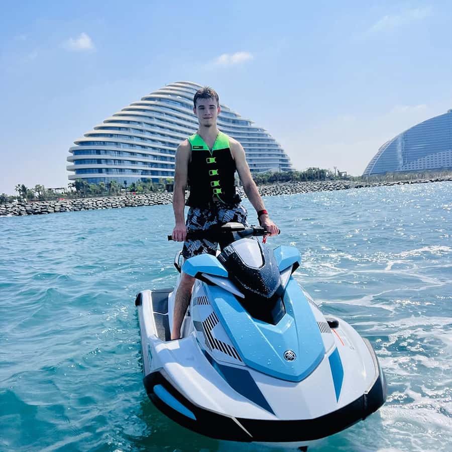 Burj Al Arab View: Thrilling 30-Minute Jet Ski Tour in Dubai - Price and Value: Is $98 Worth a 30-Minute Jet Ski in Dubai?