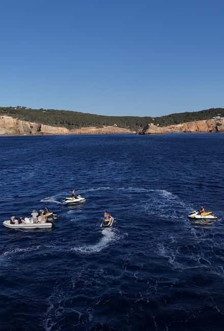 Cala Salada: 30-Minute Jet Ski Experience - Where you’ll meet and how the experience kicks off