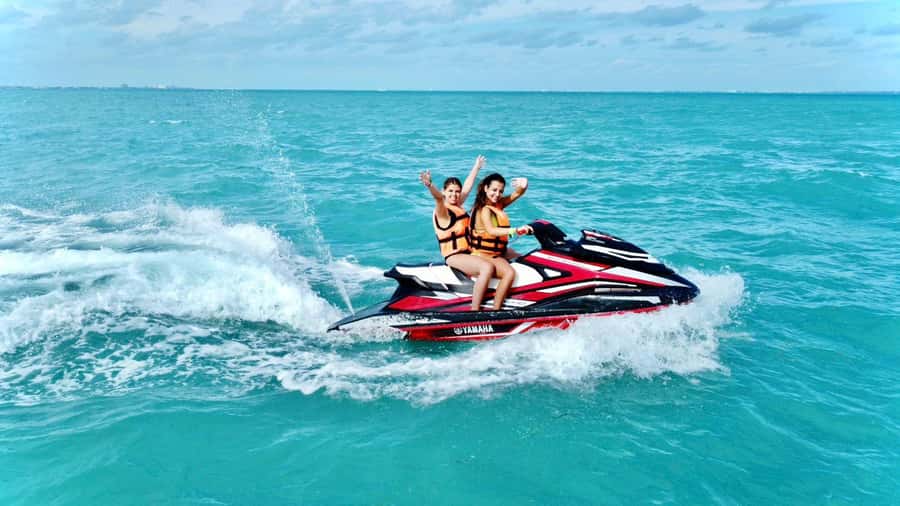 Cancun: Jet Ski Rental in Ocean Side - What happens during the ride over the Caribbean water