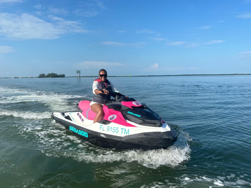 Clearwater: Dolphin Jet Ski Tour - 1 SKI FOR UP TO 3 PEOPLE - What you actually get from the guide (beyond just driving)