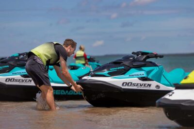 Darwin: Guided Jet Ski Tour - Dock One at Stokes Hill Wharf: your first steps before you ride