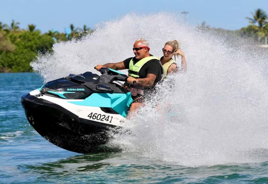 Doha Jet Ski Adventure – Ride the Arabian Waves - The Guides Make It: Abdullah Afridi, Adil, and a Professional Tone
