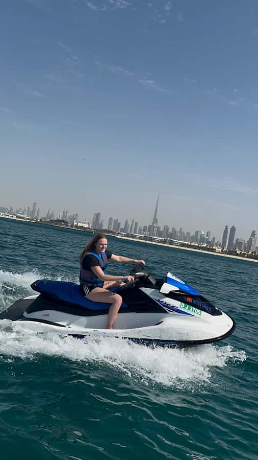 Dubai: 45-Minute Jet Ski Ride - What to bring and what to skip