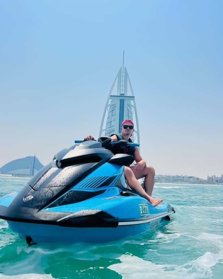 Dubai: Burj Al Arab Jetski Tour - Included gear: what you get besides the jetski itself