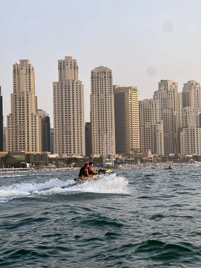 Dubai East: Guided JetsKi Ride with Sound System! - Stop-by-stop: how the photo breaks work on your schedule