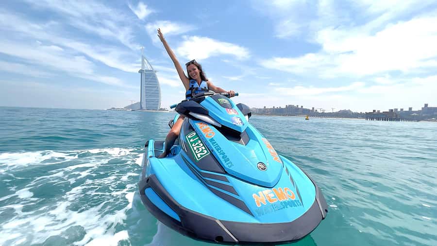 Dubai Jet Ski: Burj Khalifa, Burj Al Arab, Pics & Ice Cream! - Instructor names and what they tend to do well