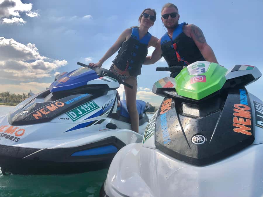 Dubai Jet Ski: Burj Khalifa, Burj Al Arab, Pics & Ice Cream! - Price and value: how $96 per group up to 2 adds up