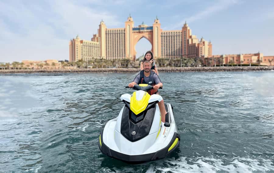 Dubai: Jet Ski Ride with Photos and Videos - 1 Hr - Meeting at Xtreme Water Sports: getting ready fast (and why it matters)