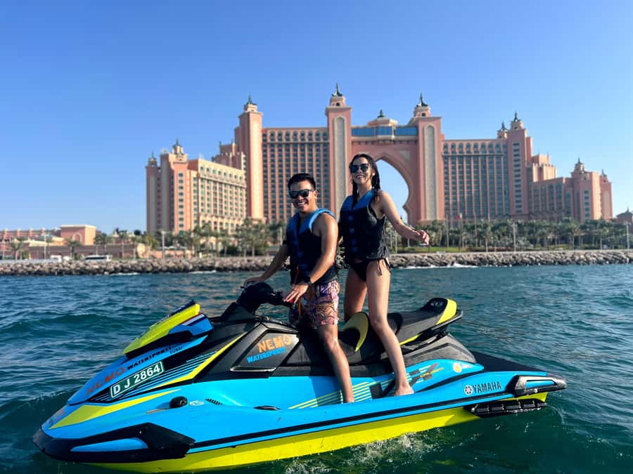 Dubai: Jet Ski to Atlantis with Videos, Photos and Ice Cream - Getting oriented at Nemo WaterSports in Umm Suqeim