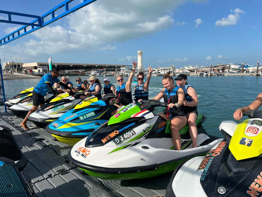 Dubai: Jet Ski to Atlantis with Videos, Photos and Ice Cream - Spotting Burj Khalifa from a moving vantage point