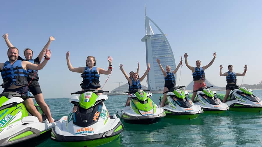 Dubai: Jet Ski to Atlantis with Videos, Photos and Ice Cream - Photos, changing rooms, Wi‑Fi, and the ice cream payoff
