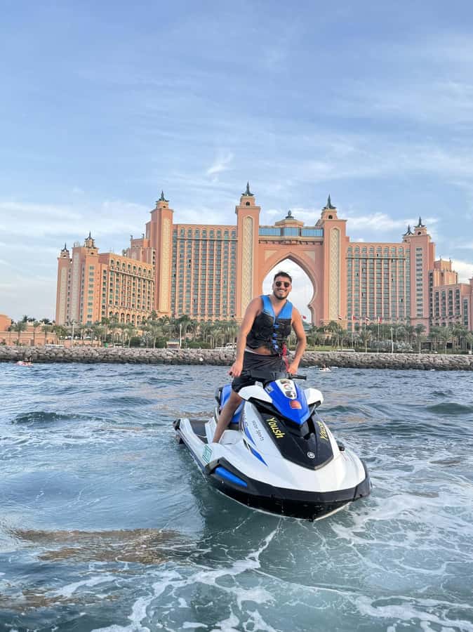 Dubai: Jet Ski Tour of Burj Al Arab & Atlantis the Palm - Getting to Yoush Water Sports and the check-in reality