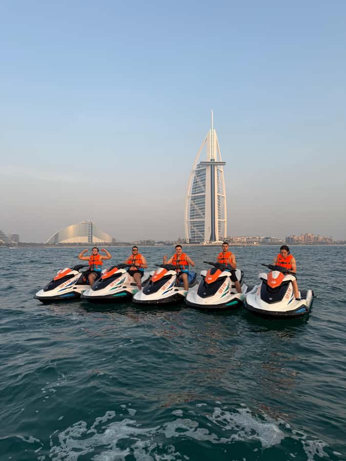 Dubai jet ski: visit the Burj al Arab and Atlantis with photos and videos - Safety and pacing: how the certified captains keep first-timers confident