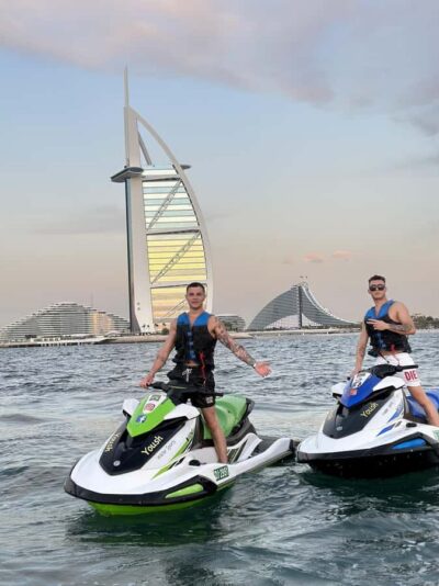 Dubai: Jetski Adventure w/ Burj Khalifa & Burj Al Arab Views - The 45-minute ride: how Dubai’s skyline changes when you’re moving