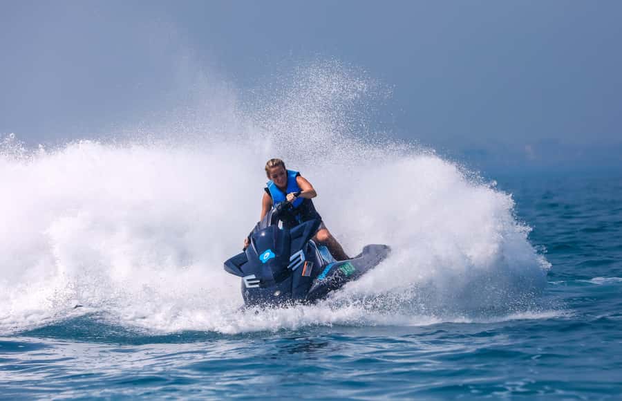 Dubai: Jetski, Burj Khalifa, Burj Al Arab, Juice, & Photos - How the Photos and Videos Turn a Short Ride Into Real Memories