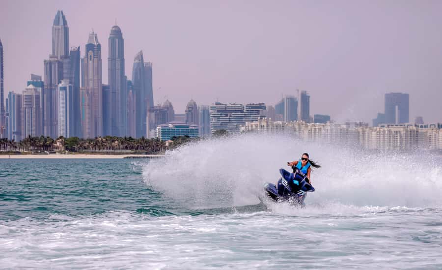 Dubai: Jetski Ride up to 2 People with Photos & Refreshments - Key things that make this jet ski ride worth your time