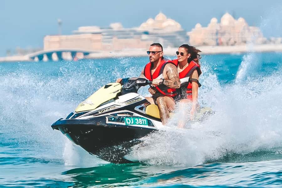 Dubai: Jumeirah Beach Jet Ski Rental for up to 2 People - Jet Skiing Off JBR: What This Ride Feels Like