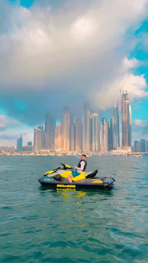 Dubai: Sunrise Jetski Tour with Guide and Photos - Ain Dubai: your first photo stop over the water