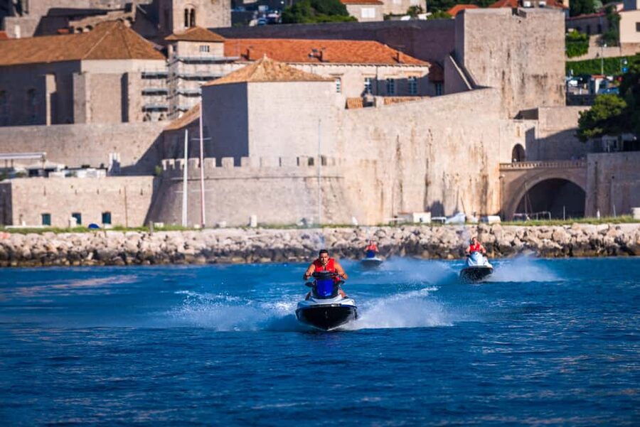 Dubrovnik: Jet Ski Tour - Old Town Walls From the Open Sea: Towers, Forts, and Bastions