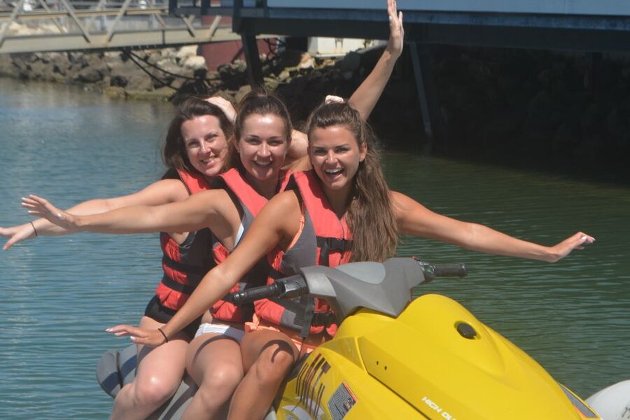 Jet Ski Rental in Vilamoura - The short boat shuttle: why that 5 minutes sets your mood