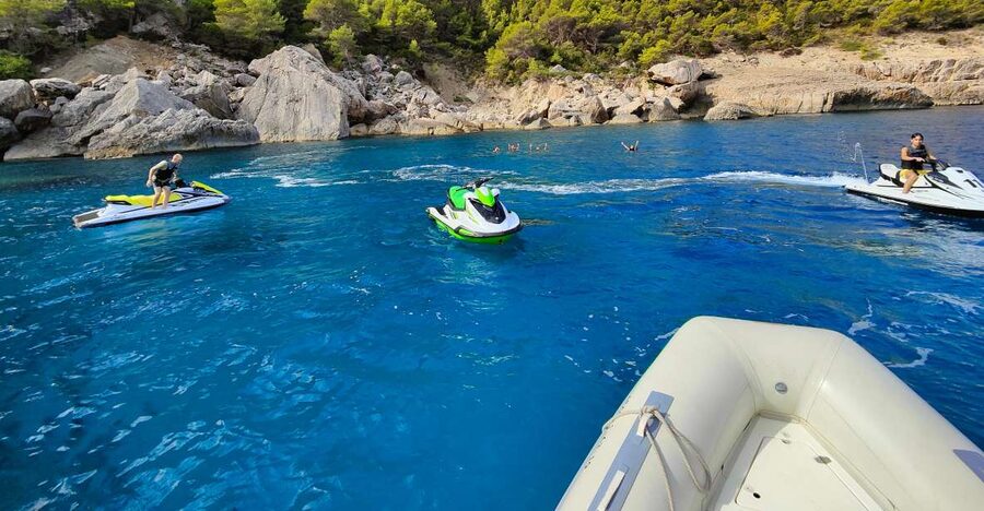 Jet Ski Tour to Cala Albarca from San Antonio - FAQ