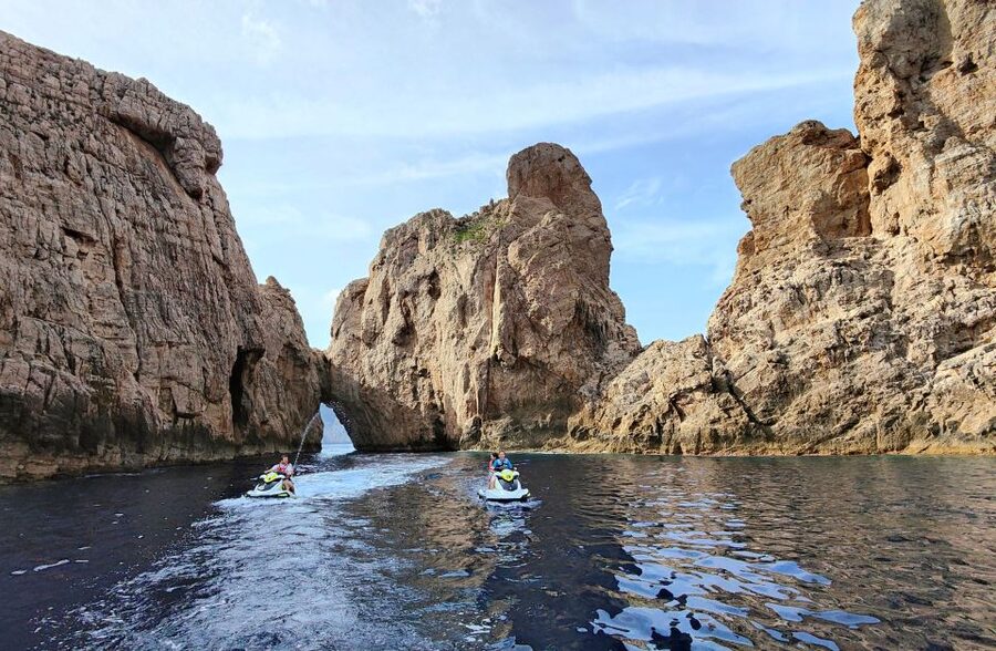 Jet Ski Tour to Cala Albarca from San Antonio - Price per jet ski and who this tour fits best