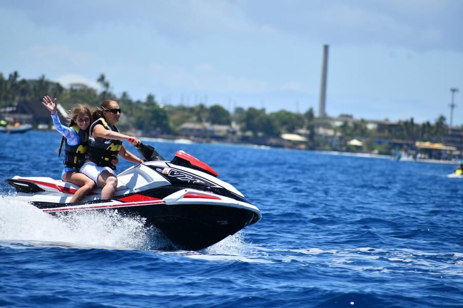 Kaanapali Beach: Jet Ski or Flyboard Rental Tours - Jet Ski or Flyboard: Picking the Right Buzz
