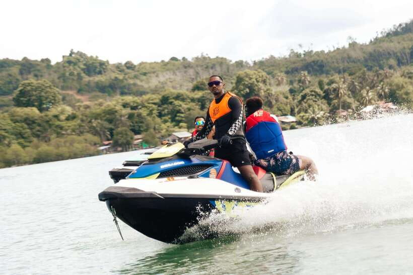 Langkawi: Jet Ski and Parasailing Tour - Jet Ski and Parasailing in Langkawi: A 4-Hour Power Combo