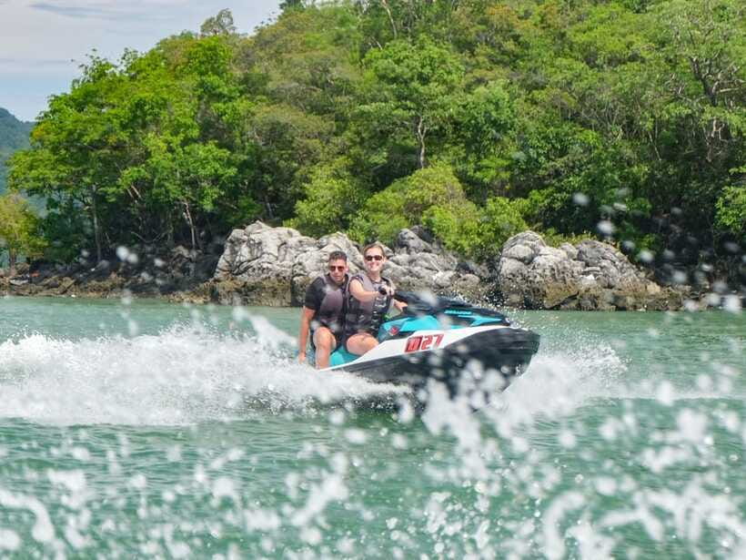 Langkawi: Jet Ski Tour Island Hopping Dayang Bunting - Meeting point and gear: keep it simple so you enjoy the ride