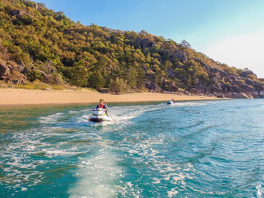 Magnetic Island: 5 Beach Bay Jet Ski Tour - Horseshoe Bay Start: Your Morning Setup and First Views