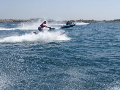 Mallorca: Palma Beach - 55 minutes Jet Ski Excursion - What you do on the jet ski: speed, turns, waves, and coaching