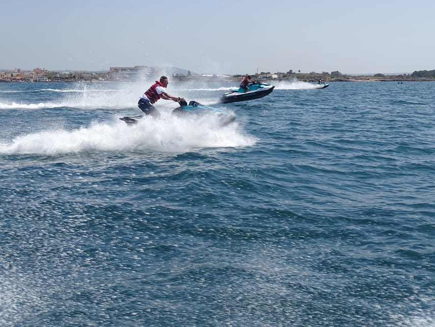 Mallorca: Palma Beach - 55 minutes Jet Ski Excursion - What you do on the jet ski: speed, turns, waves, and coaching