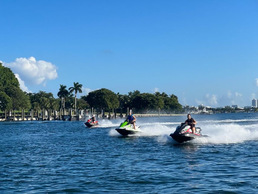 Miami: Biscayne Bay Jet Ski Rental - Jet skis on Biscayne Bay: the real reason this works