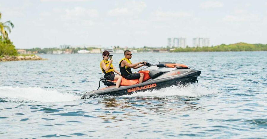 Miami: Jet Ski Rental in Biscayne Bay - Getting Started on a Jet Ski: Training That Turns Fear Into Control