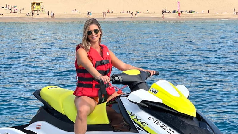 Morro Jable: Guided Jet Ski Safari (without license) - Passing the Coast: Lighthouse Views, Hidden Coves, and Punta Jandía