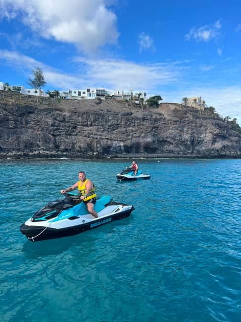 Morro Jable: Guided Jet Ski Safari (without license) - Sharing One Jet Ski: How Driving Works and How to Avoid Friction